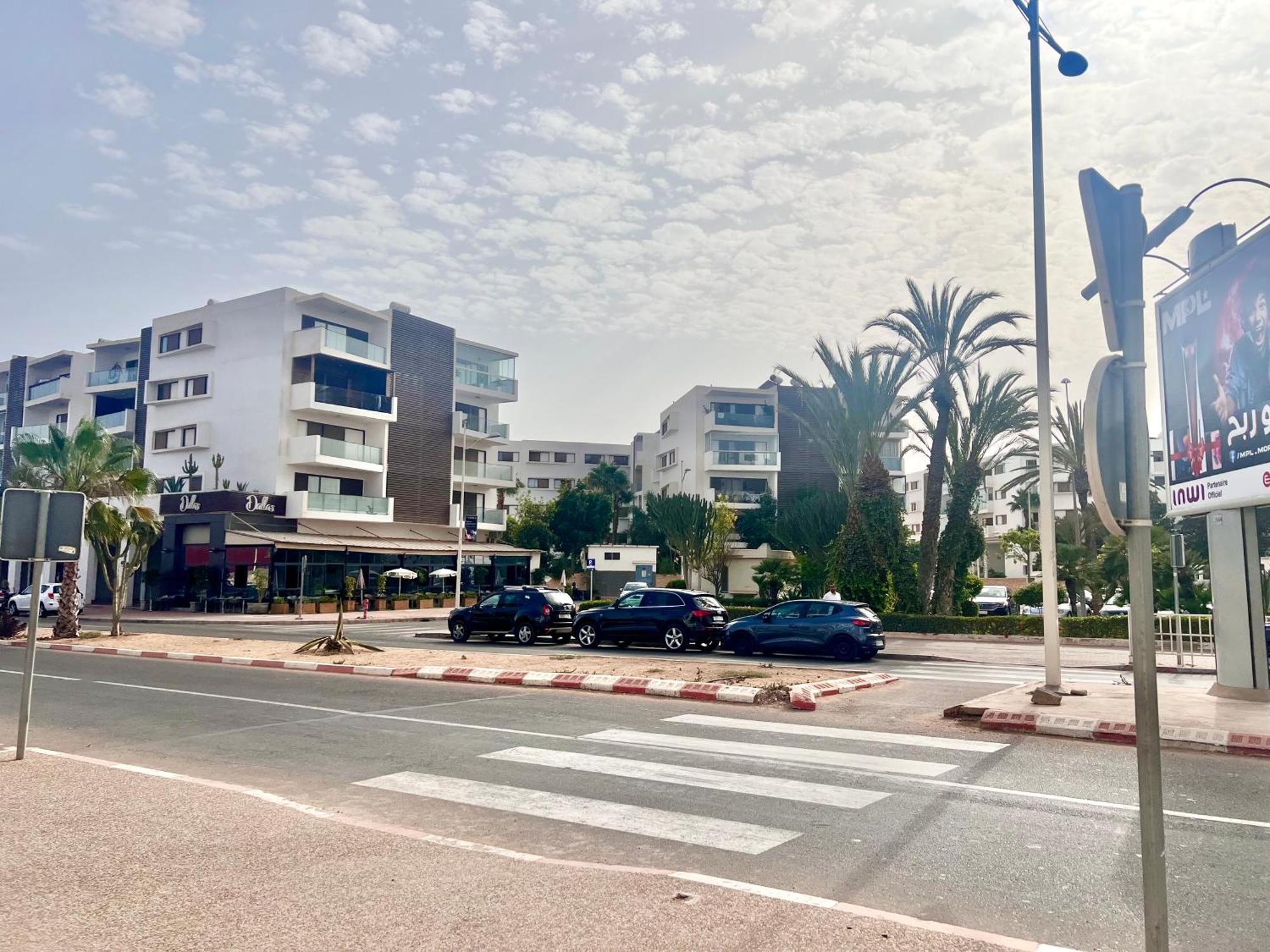 Central Panoramic View In Agadir Bay, Big Terrace, Pools, Wifi, Parking Lejlighed Eksteriør billede