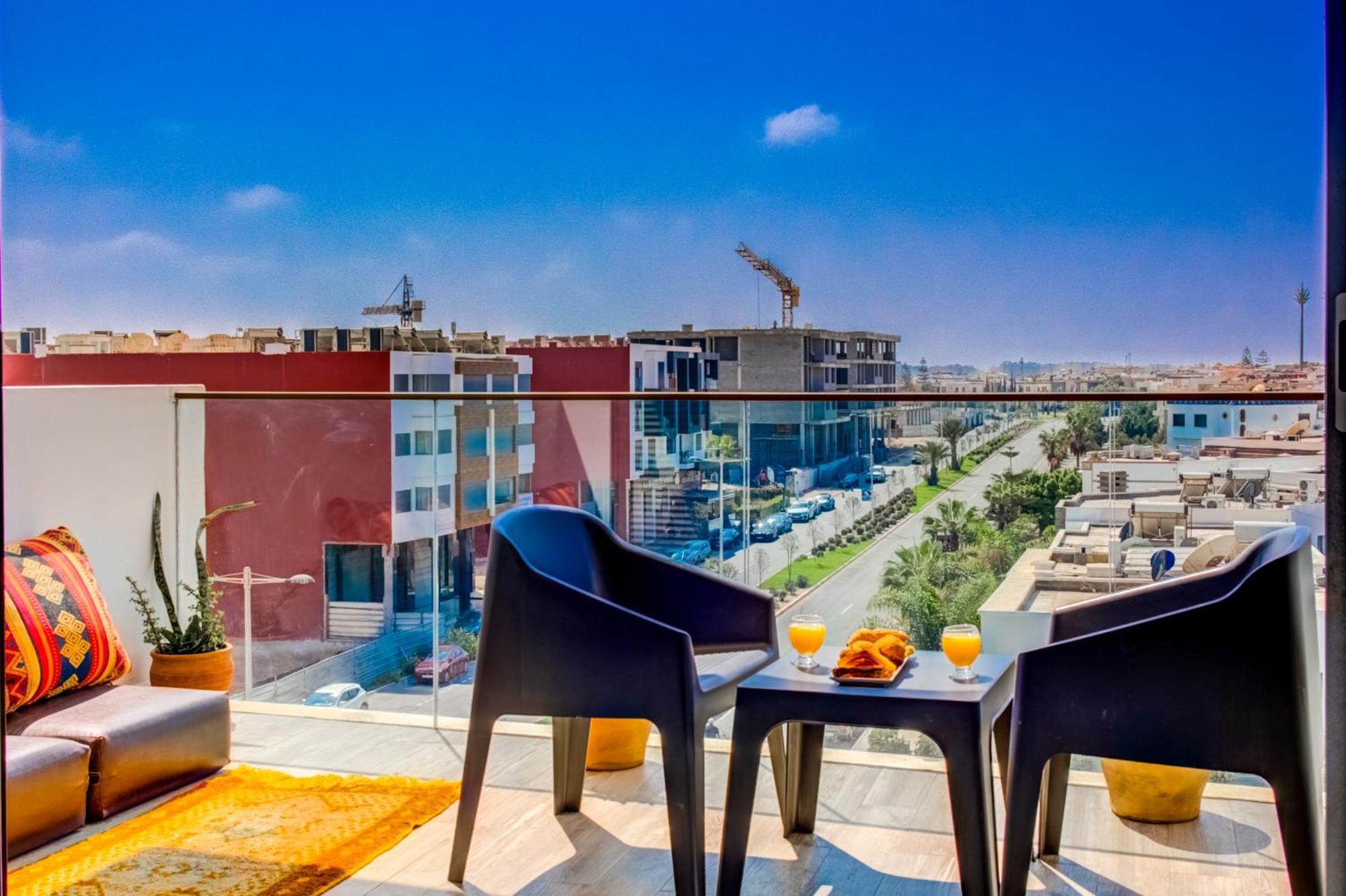 Central Panoramic View In Agadir Bay, Big Terrace, Pools, Wifi, Parking Lejlighed Eksteriør billede